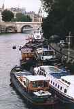 Hausboote an der Pont des Arts